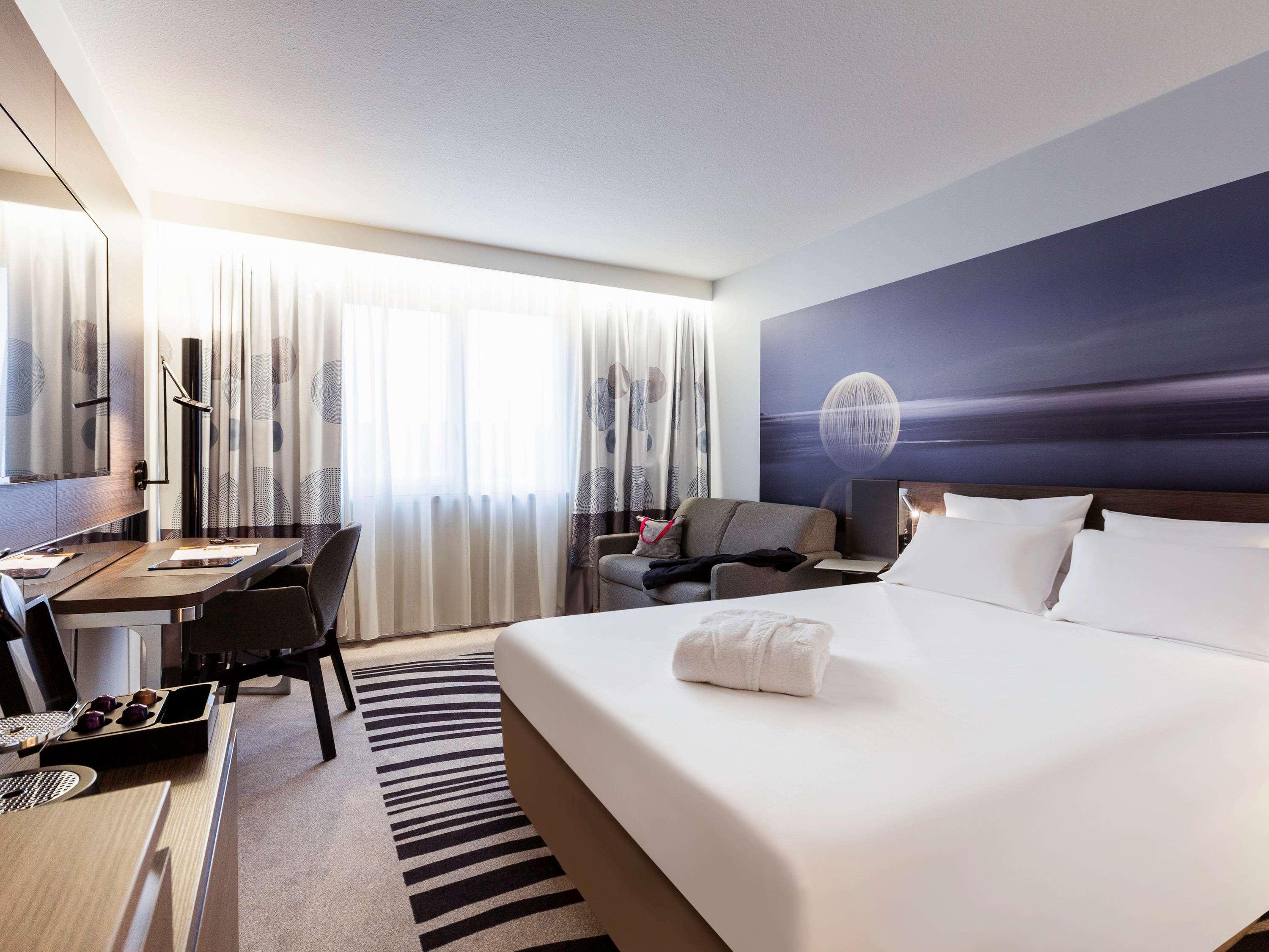 Novotel Limoges Le Lac Exterior foto