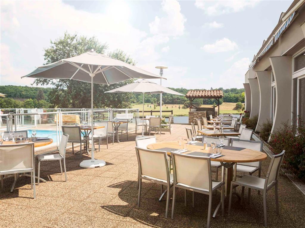 Novotel Limoges Le Lac Exterior foto