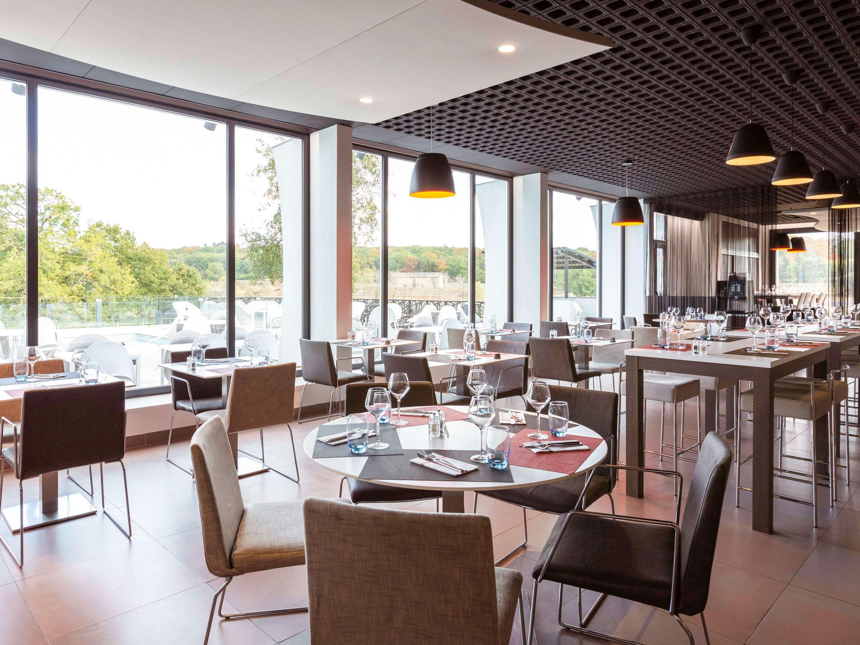 Novotel Limoges Le Lac Exterior foto