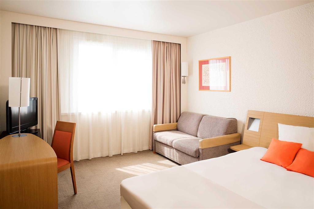Novotel Limoges Le Lac Exterior foto