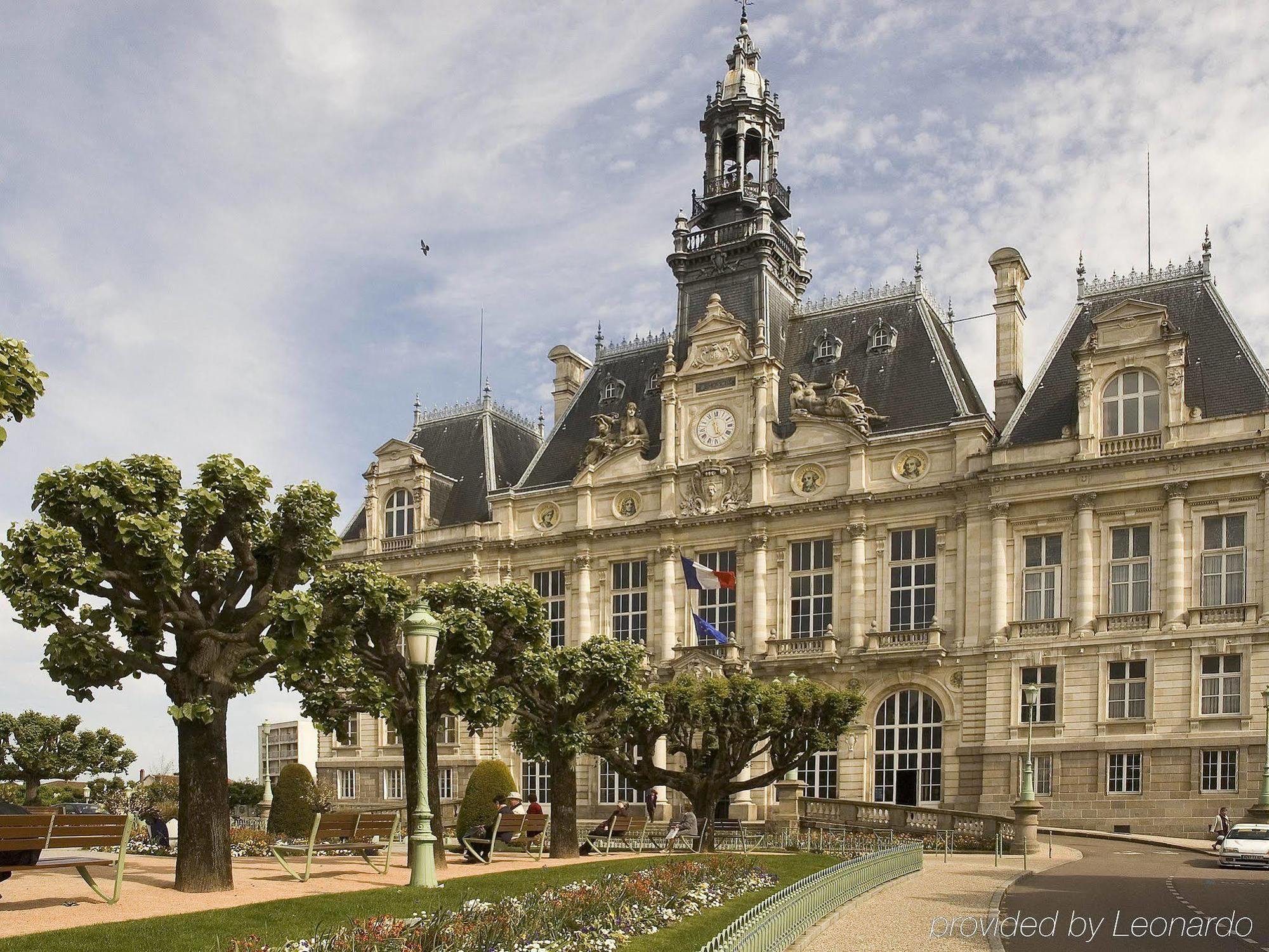 Novotel Limoges Le Lac Exterior foto